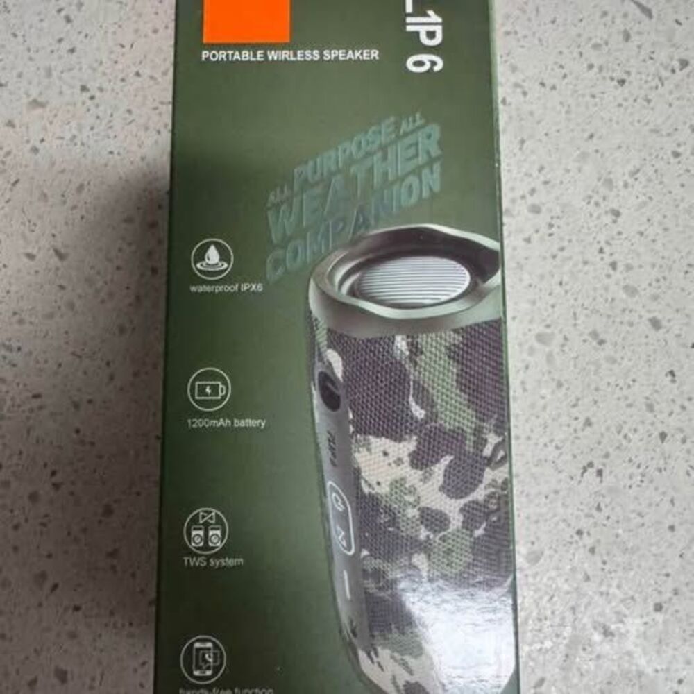 Flip 6 Bluetooth Speaker Camo Green NEW - Picture 2 of 2